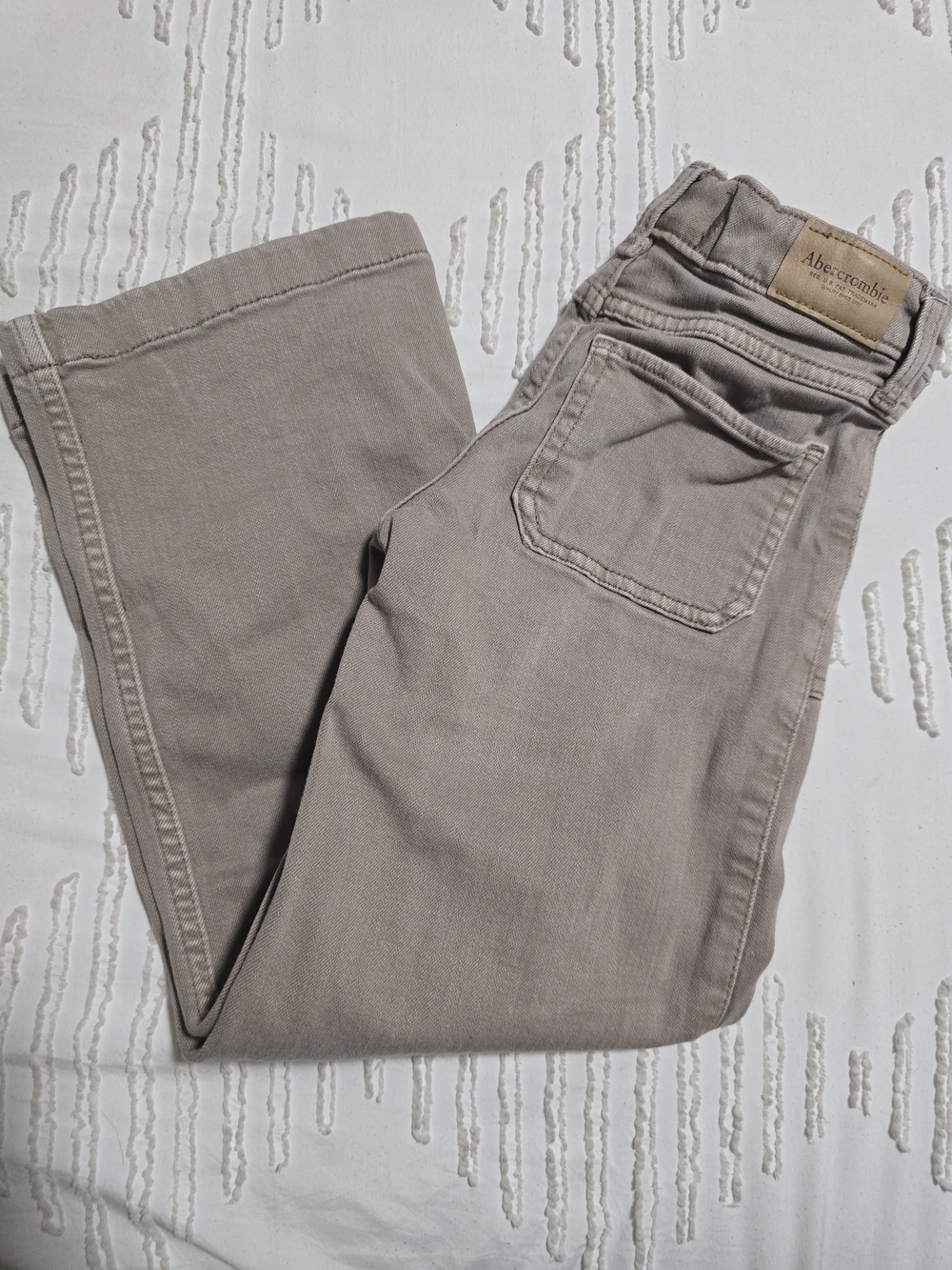 Abercrombie Kids High Rise Wide Leg Jeans Taupe Size 5/6 Long